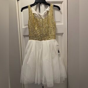 NWT PROM GIRL SIMPLY DRESSES B. DARLIN CREAM GOLD SIZE 5 6 SEQUINS TULLE JUNIORS